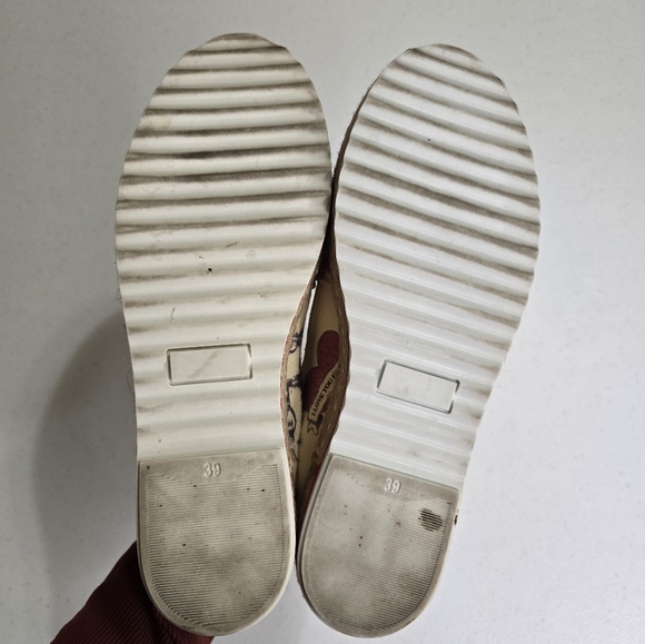 GOBY FOREVER‎ LOVE MATTED CANVAS WOMEN SLIP ON SHOES SZ 8.5